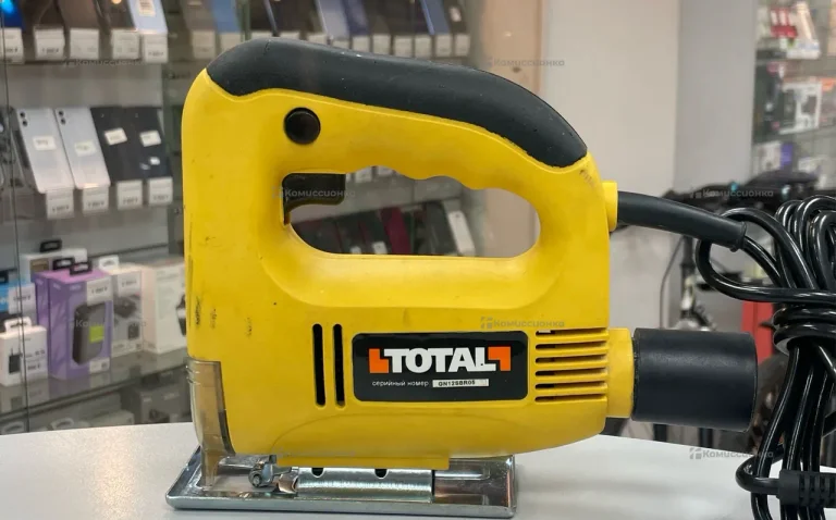 Лобзик Total JS027