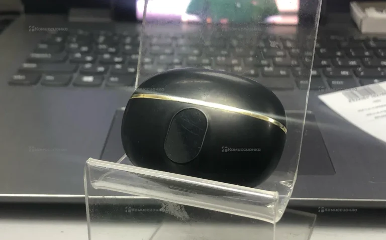 Наушники  yes