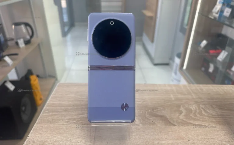 Tecno Phantom V Flip 8/256 ГБ
