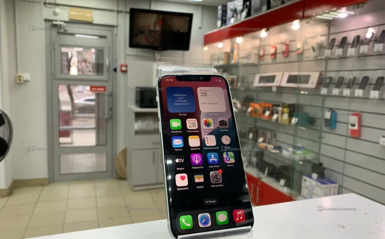 Apple iPhone 12 4/256 ГБ