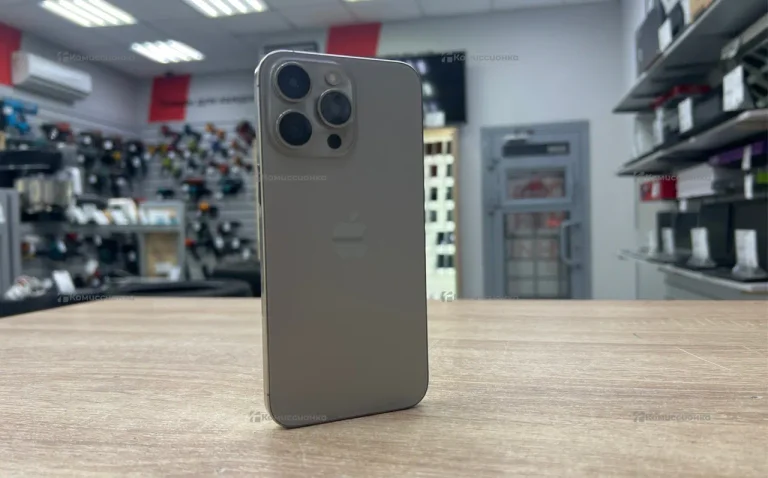 Apple iPhone 15 Pro Max 8/256 ГБ