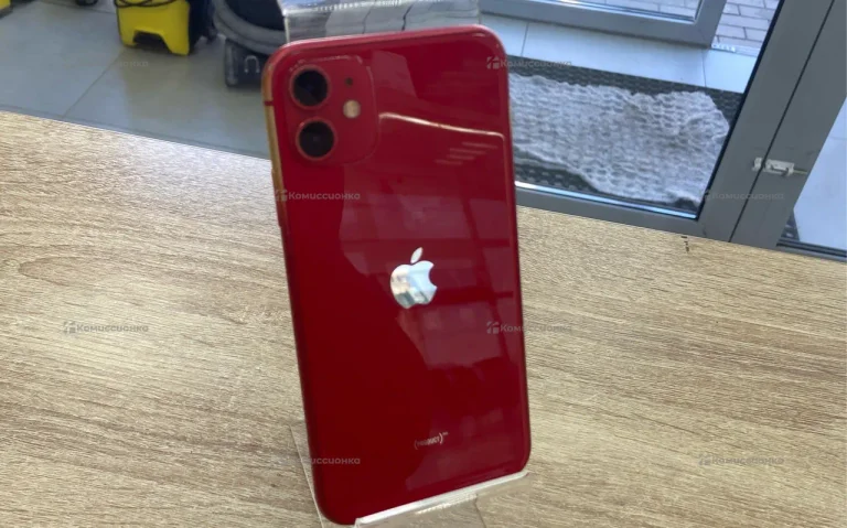 Apple iPhone 11 4/64 ГБ, потертости по граням