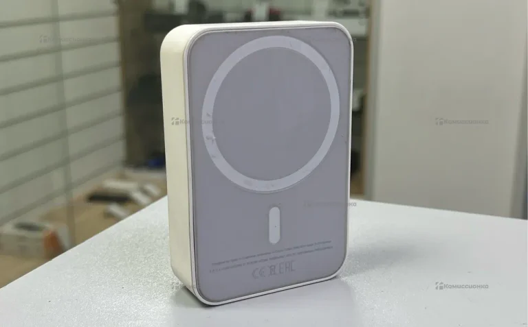 Power Bank Apple ( беспроводная зарядка )