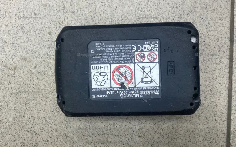 Акуммлятор Makita BL1815G