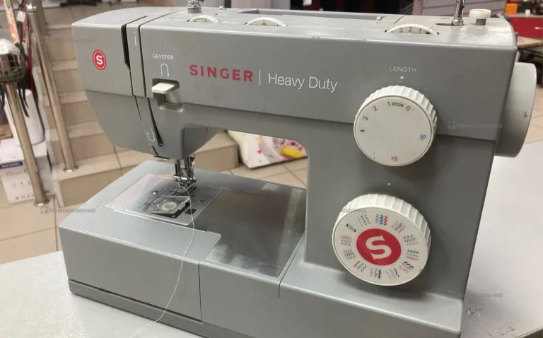 Швейная машина SINGER Heavy Duty