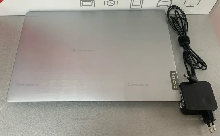 Ноутбук  Lenovo