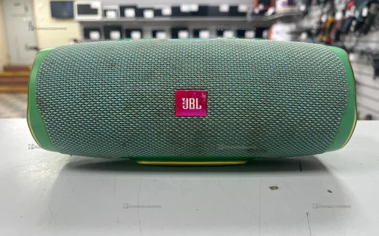 Колонка JBL Charge 4
