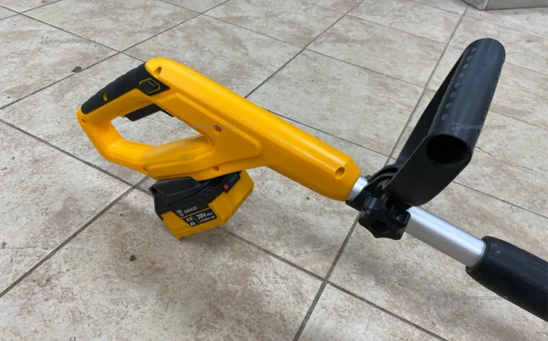 Снегоуборщик Deko ST21V