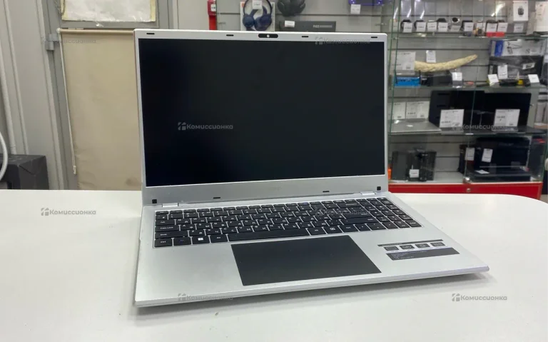 Ноутбук  dexp aquilon