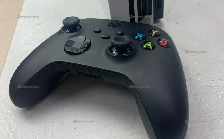 Приставка Xbox one s512 Gb