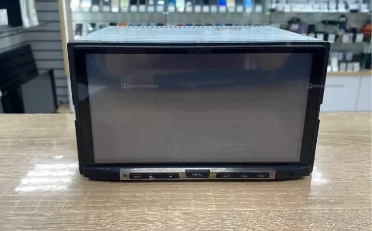 Автомагнитола  Kenwood dmx100