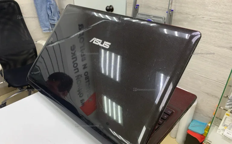 Ноутбук ASUS K52J (i5-480M/4GB/500GB/HD 6370M 1GB)