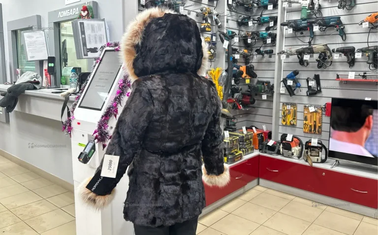 Жакет меховой норковый, отделка рысь