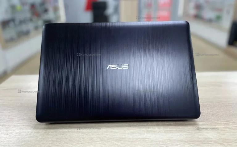 Ноутбук  Asus 15.6” i3 7020u 6gb SSD 128gb HDD 1tb