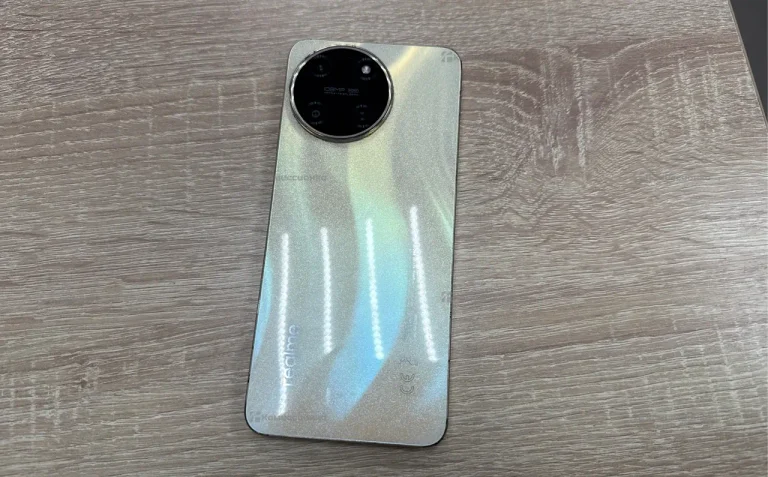 Realme 11 8/256 ГБ