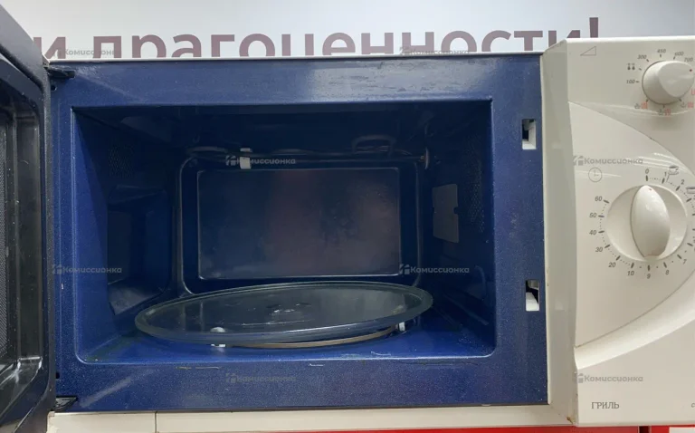 Микроволновая печь Samsung CE2814NR
