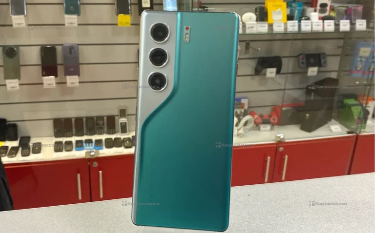 Tecno CAMON 40 Pro 5G 8+256Gb