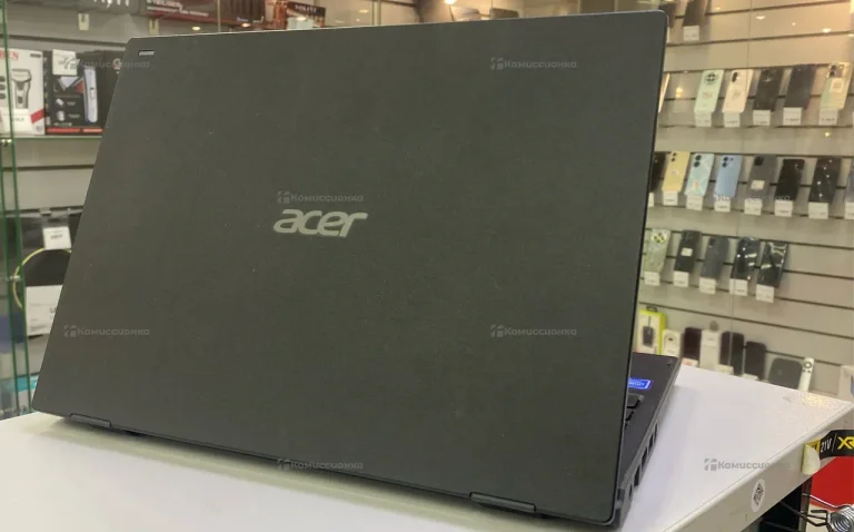 Ноутбук  acer travelmate B celeron n4120