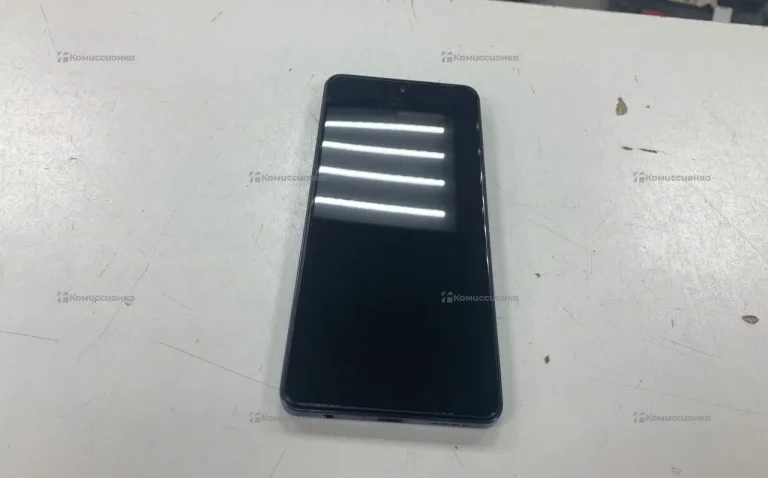 Infinix HOT 40 8/128 ГБ