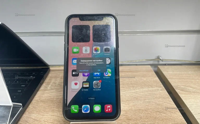 Apple iPhone XR 3/128 ГБ
