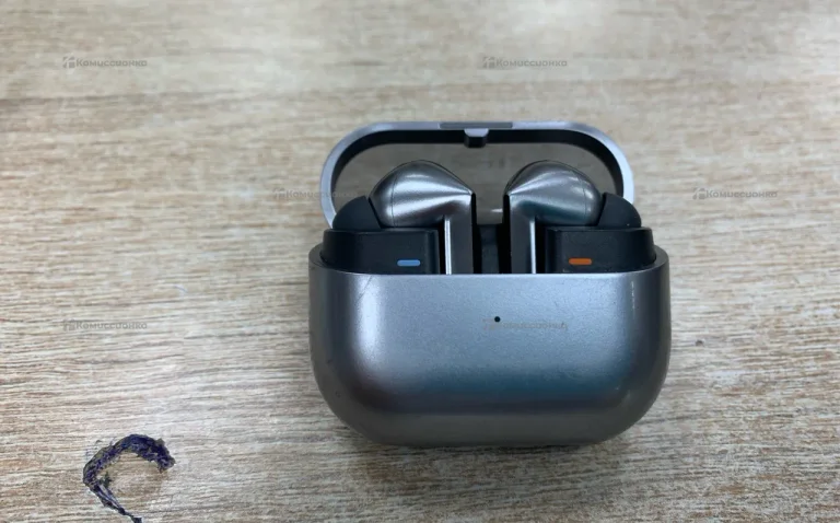 Наушники  Samsung