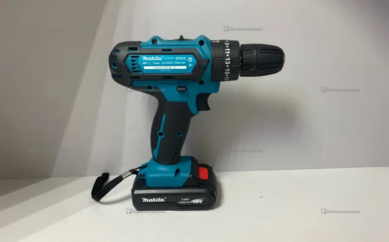 шуруповерт Makita