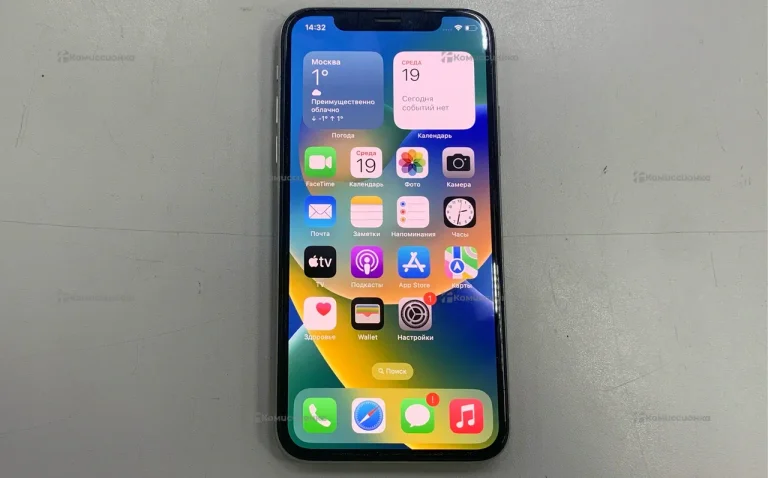 Apple iPhone X 3/256 ГБ