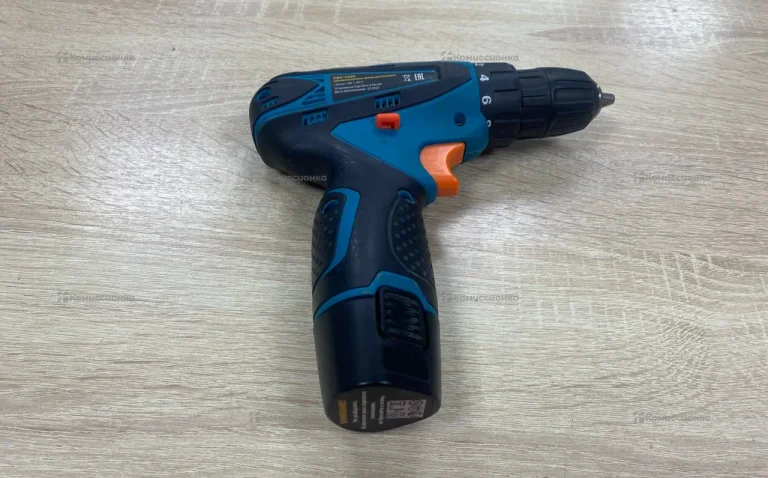 Шуруповерт 1202