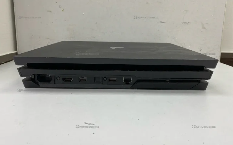 Приставка PS4. Pro 1ТБ