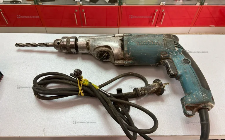Дрель makita HP2050