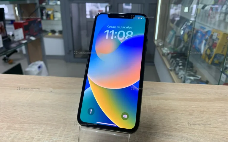 Apple iPhone X 3/256 ГБ
