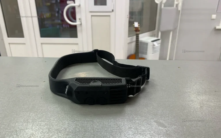 Фонарик черный