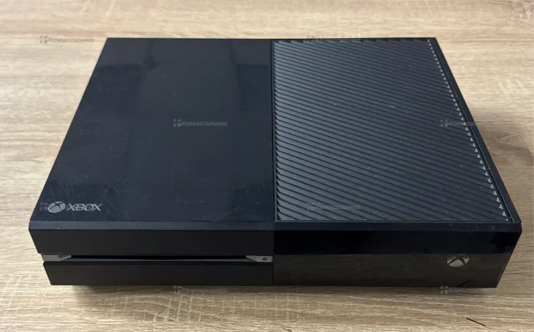 Приставка Xbox One 500Gb