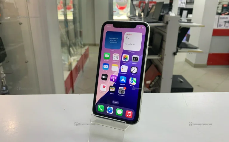Apple IPhone 11 64 ГБ