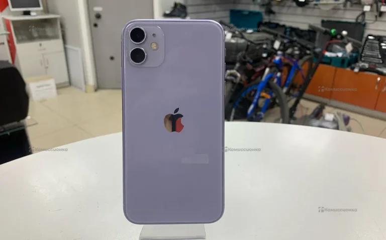 Apple iPhone 11 4/64 ГБ