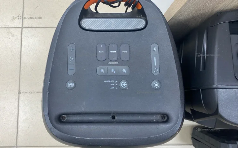 Колонка  JBL partybox 310
