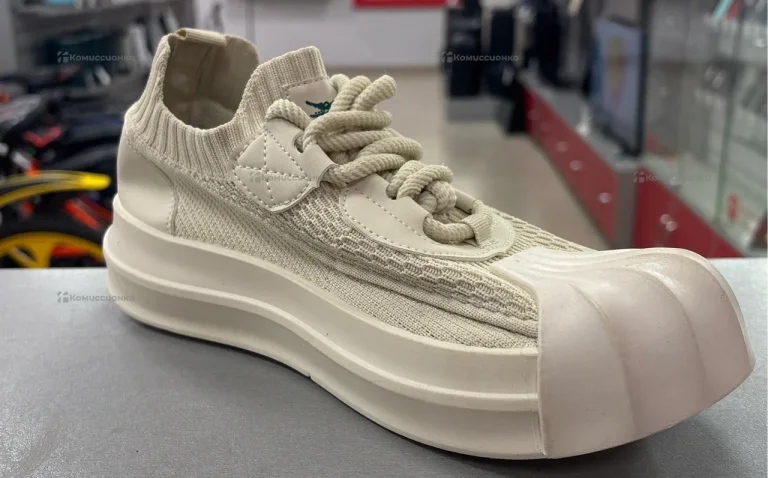 Кроссовки Lacoste беж 41р