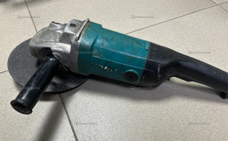 УШМ Makita 9069 230mm