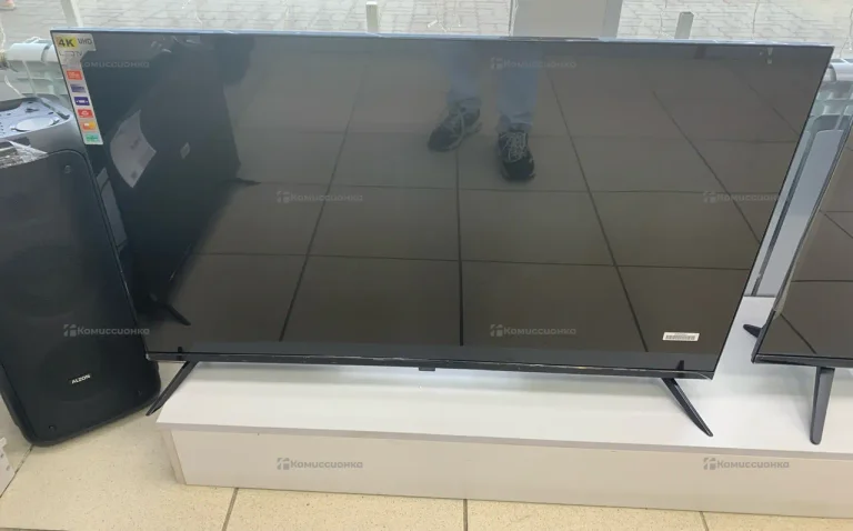 Телевизор smart tv Web os 45*