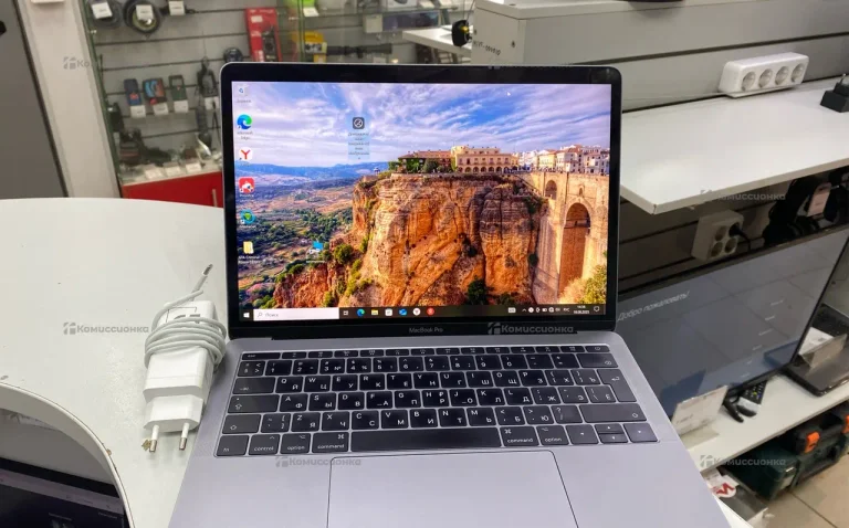 Ноутбук  MacBook Pro 2017