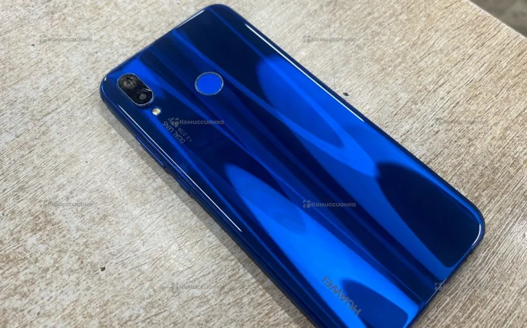 Huawei P20 lite 4/64 ГБ