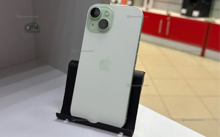 Apple iPhone 15 6/128 ГБ
