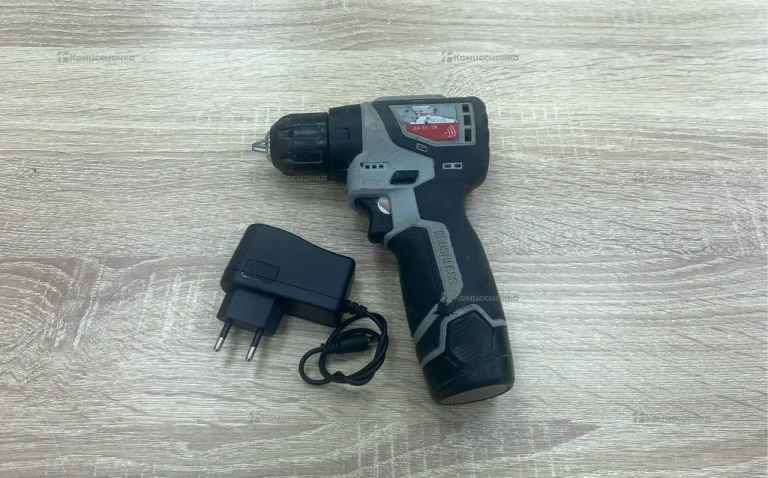 Дрель-шуруповерт ИНТЕРСКОЛ ДА-10/12 В