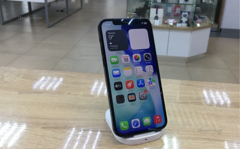 Apple iPhone 12 4/128 ГБ