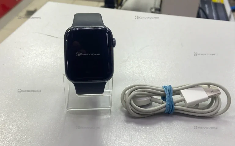 Часы Apple Watch Series 6 44mm