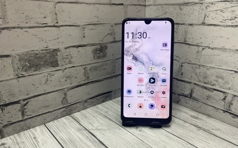 Samsung Galaxy S23 реплика