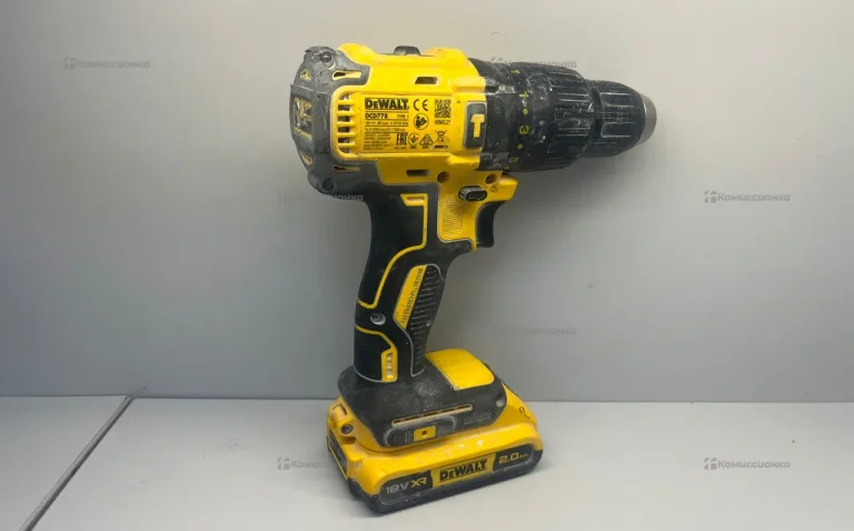 Шуруповерт DCD778D2T