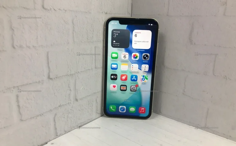 Apple iPhone 11 4/64 ГБ