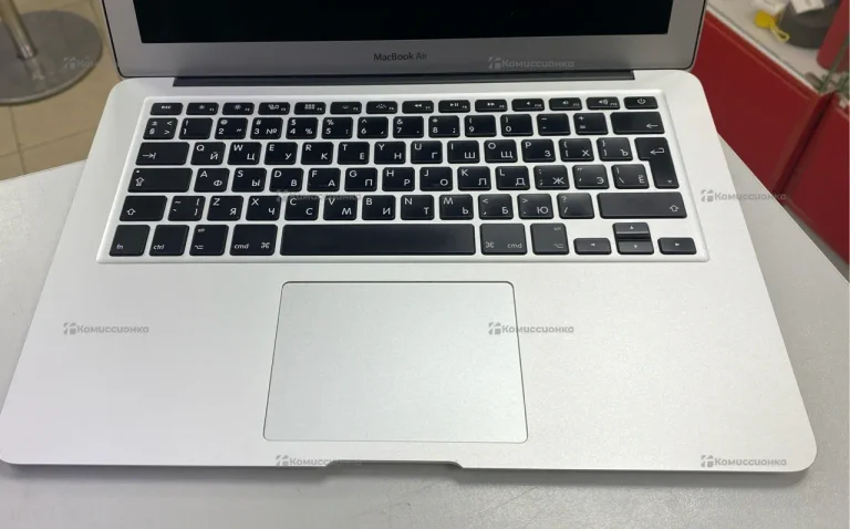 Ноутбук  MacBook  air 2014
