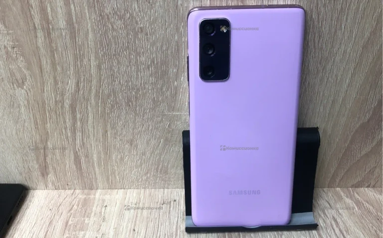 Samsung Galaxy S20 FE 6/128 ГБ